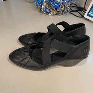 NURTURE LEATHER SHOES